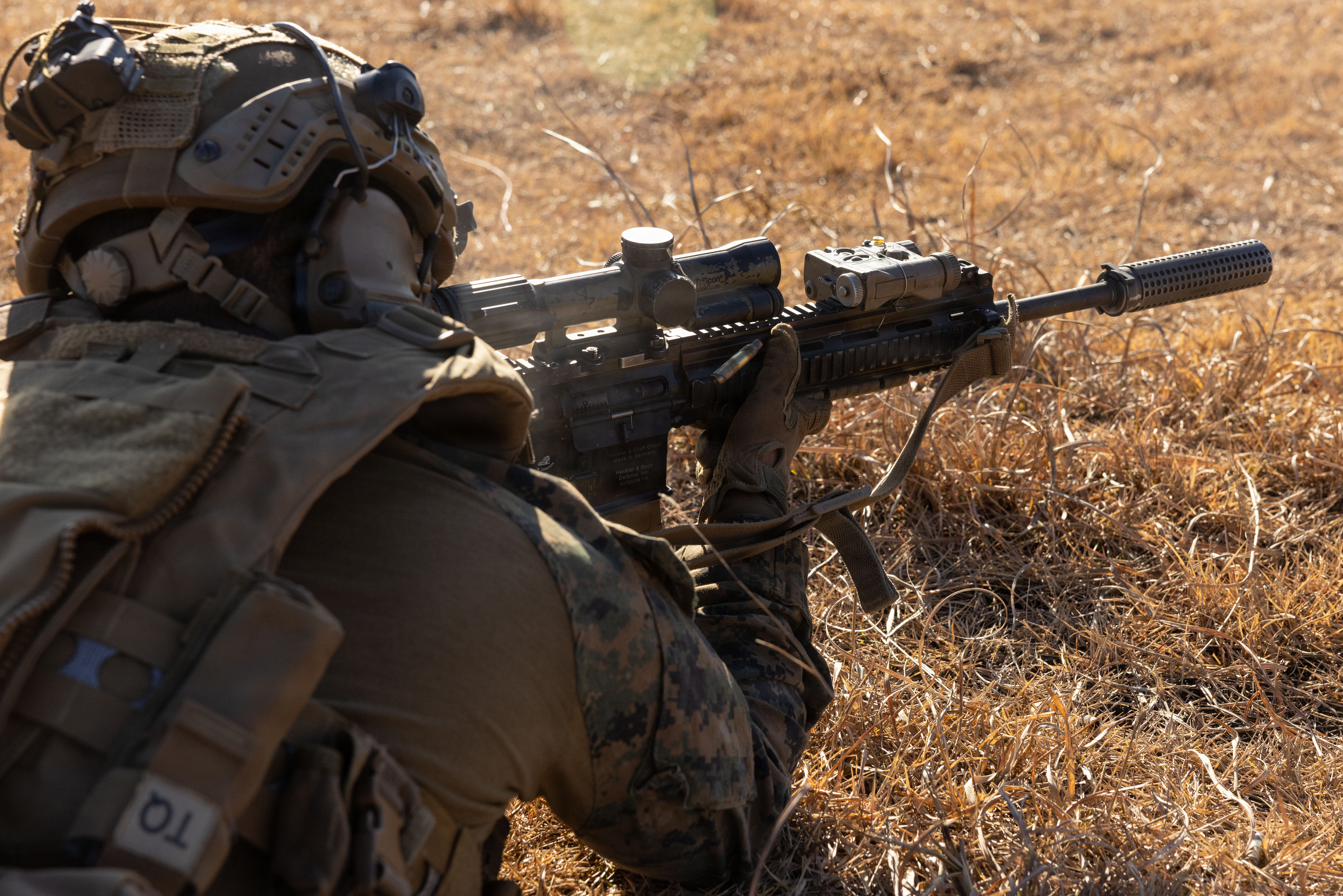 四等人第3师第4团在日本富士营地联合兵种训练中心的富士蝰蛇26.2演习中进行班组