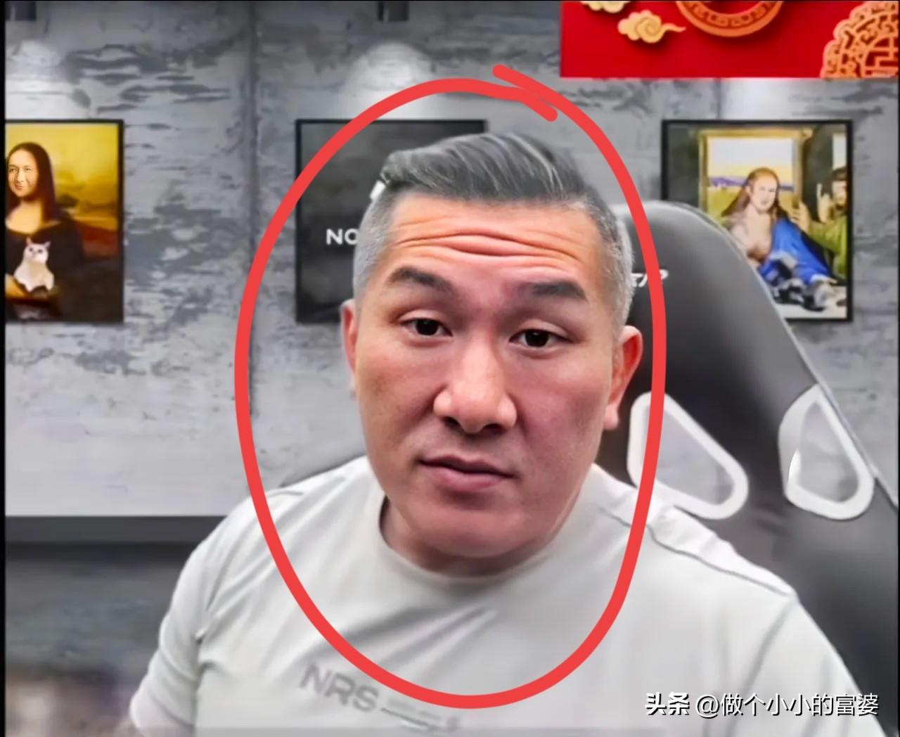 谁敢信？这位为两岸和平统一奔走的馆长，居然说现在一点儿都不怕死！
 
他可不是随