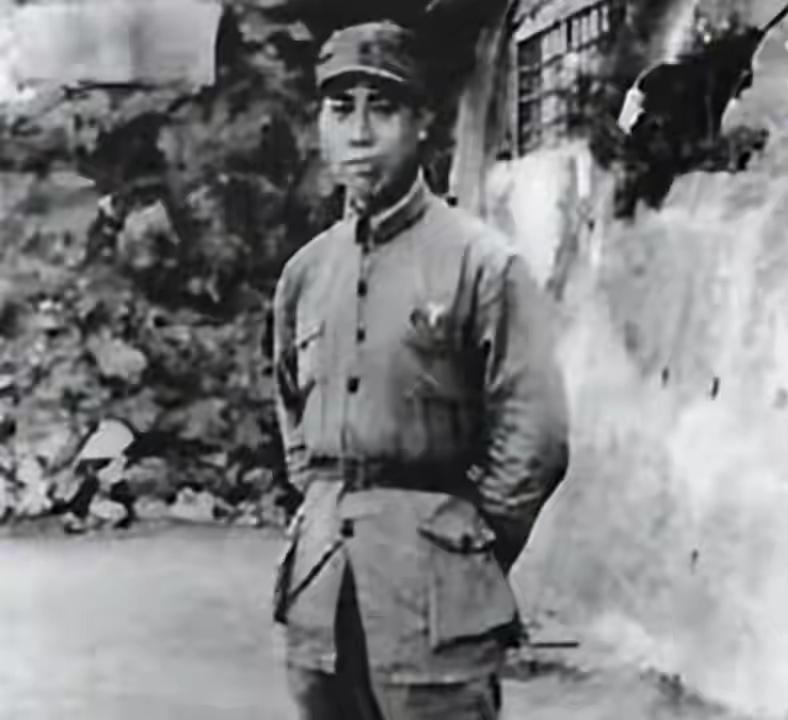 1969年，许光达去世，遗体无处放，毛主席：骨灰放到应该放的地方
 
这位让毛主