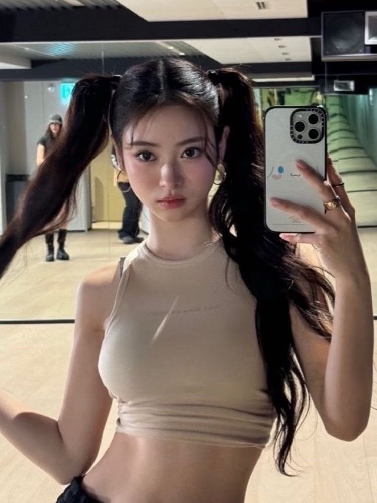 为什么 anna 和宁艺卓共用一张脸 anna 是六颜一宁艺卓连 aespa 门