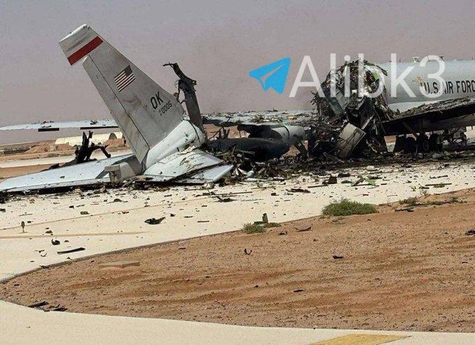 从苏丹王子空军基地发布的首批图像显示，E-3哨兵预警机不仅受损，还被摧毁。
该飞