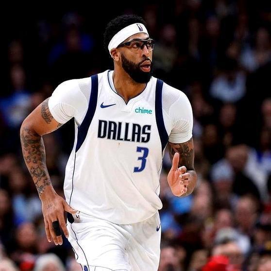 《浓眉被交易至公牛，东契奇交易价值全面揭晓！独行侠收获了什么，为了状元签，他们送