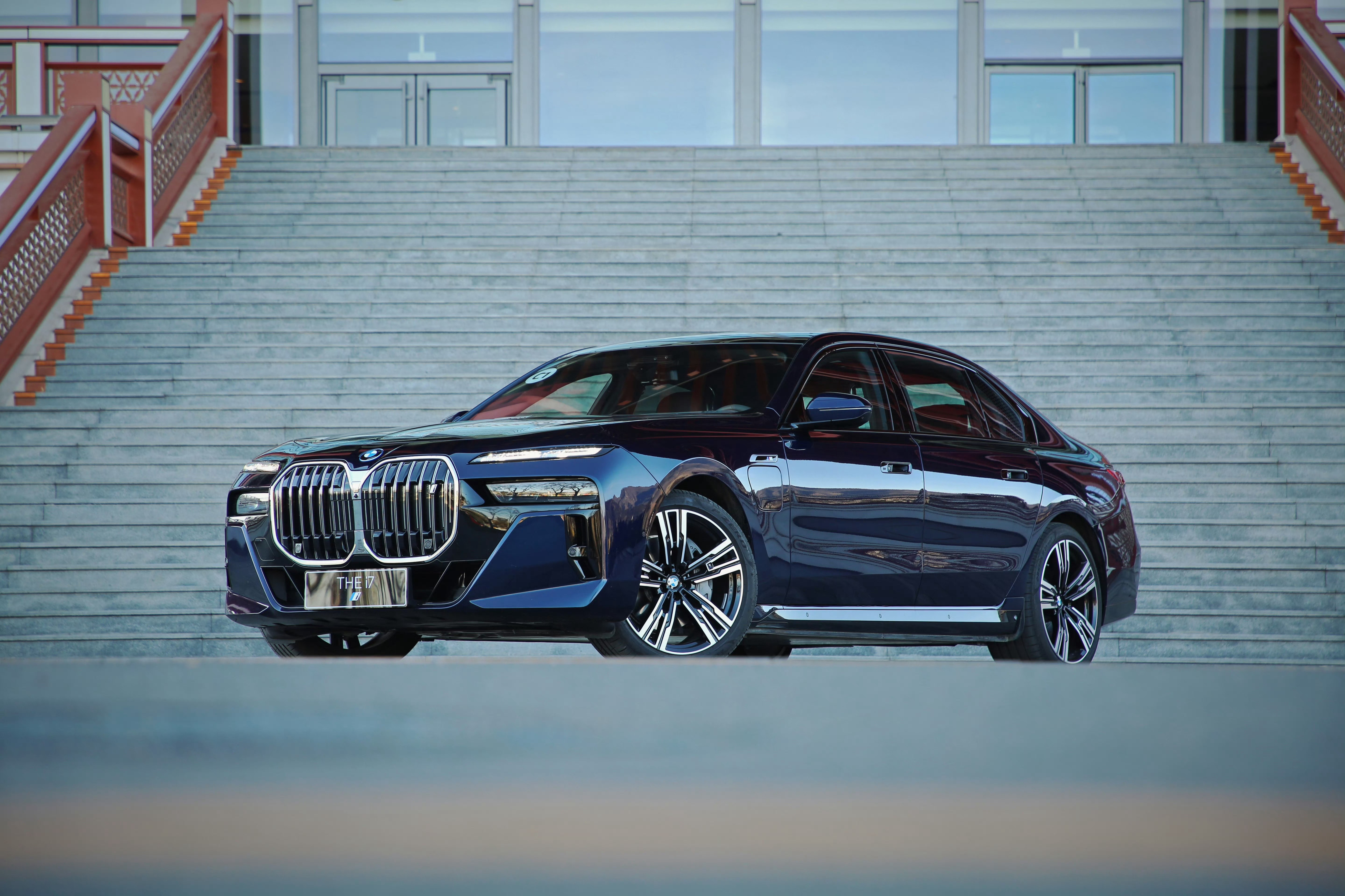 3年多过去了，依然没有任何一辆国产新能源可以在动态行驶质感上超越宝马i7(底盘、