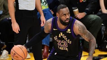 [NBA]湖人主场112-105击败雷霆
北京时间1月16日，NBA常规赛，湖人