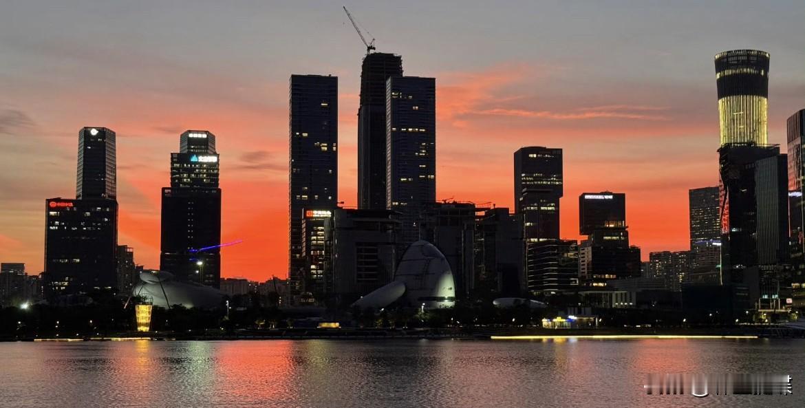 绝美夕阳 [兔年大吉]