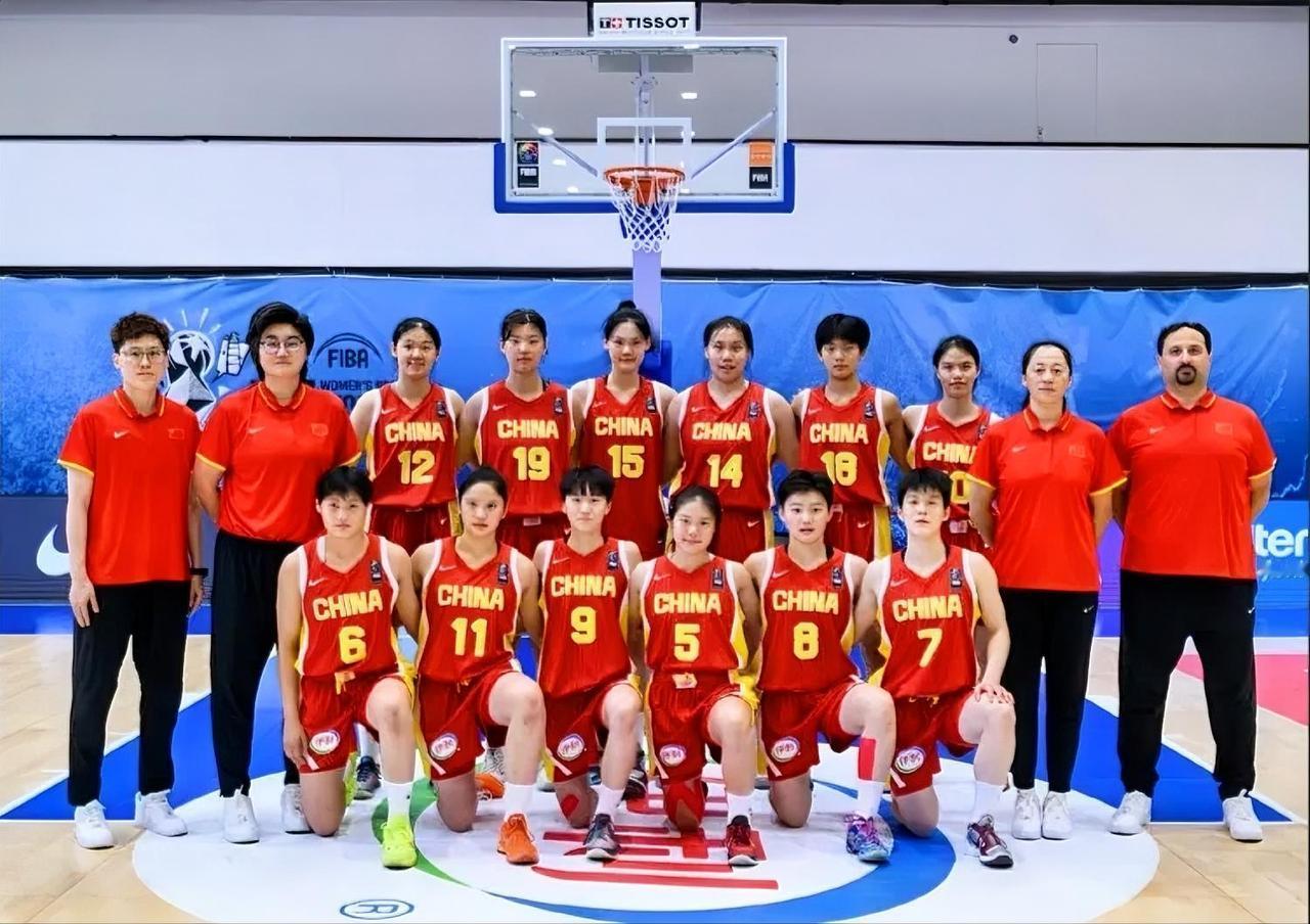 太可惜，中国U17女篮68-69憾负加拿大U17女篮，无缘四强，这三位小将虽败犹