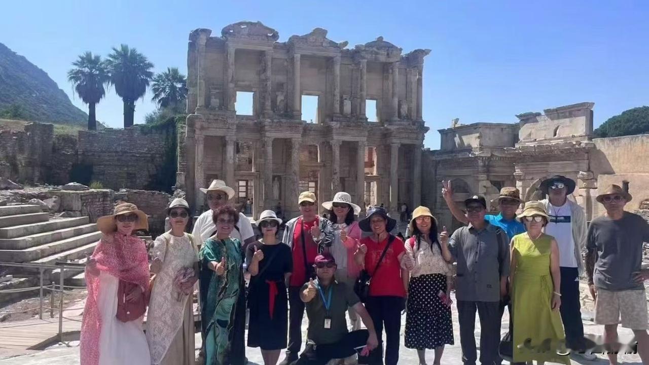 罗马假日，浪漫又温馨。晒晒小菜园种植绿色蔬菜 什么是北京的城市名片 分享你最喜欢