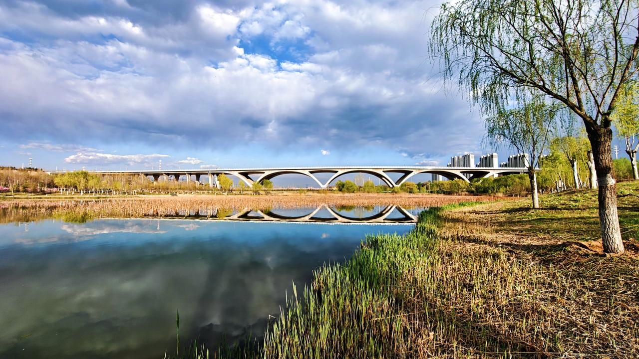 每次去润州园，涝河大桥就在，你仔细看过吗？
手机摄影 手机原创拍图 爱上手机摄影
