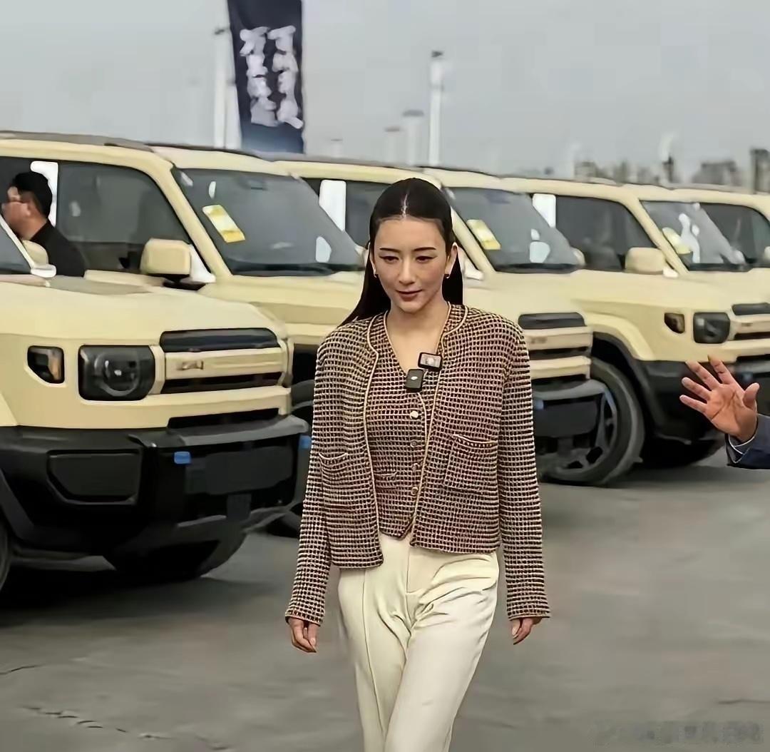 这就是郭富城老婆方媛啊，原来长这样 ​​​
