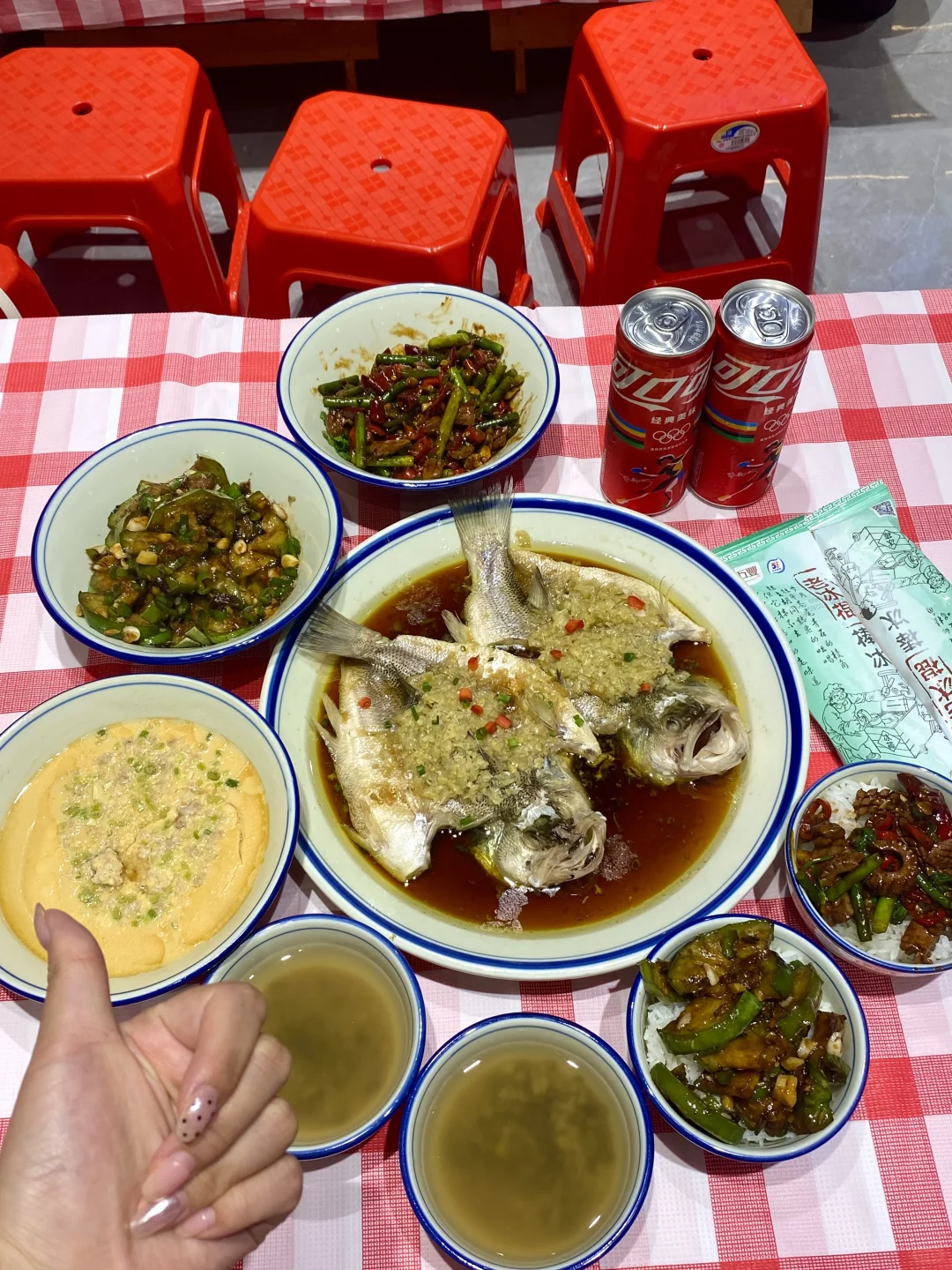 座无虚席！好吃又便宜！！