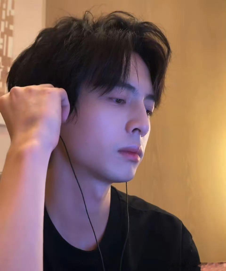 曝男艺人要6位数通告费被平台封杀蒲熠星 通告费这个男星说的是蒲熠星吗 真的有点没