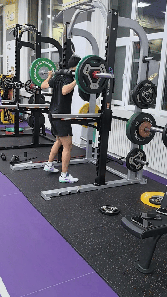 神犬小七（bushi 太努力了最重要是多哈