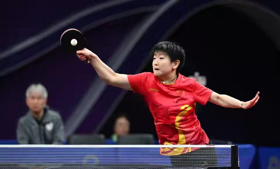 第11位成员，孙颖莎加入国乒亚运会女单冠军俱乐部！
中国女乒自1974年开始征战