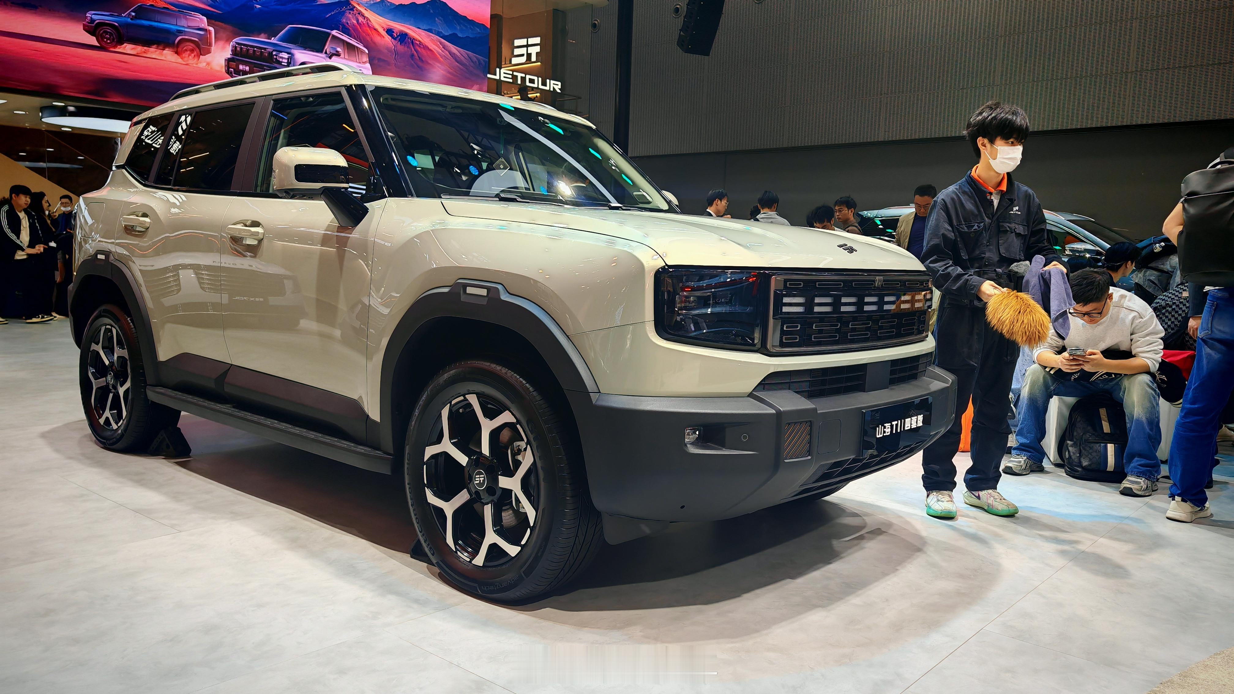 捷途带着一堆 “旅行神器” 炸场了！作为 7 年就卖了 200 多万台的中国品牌