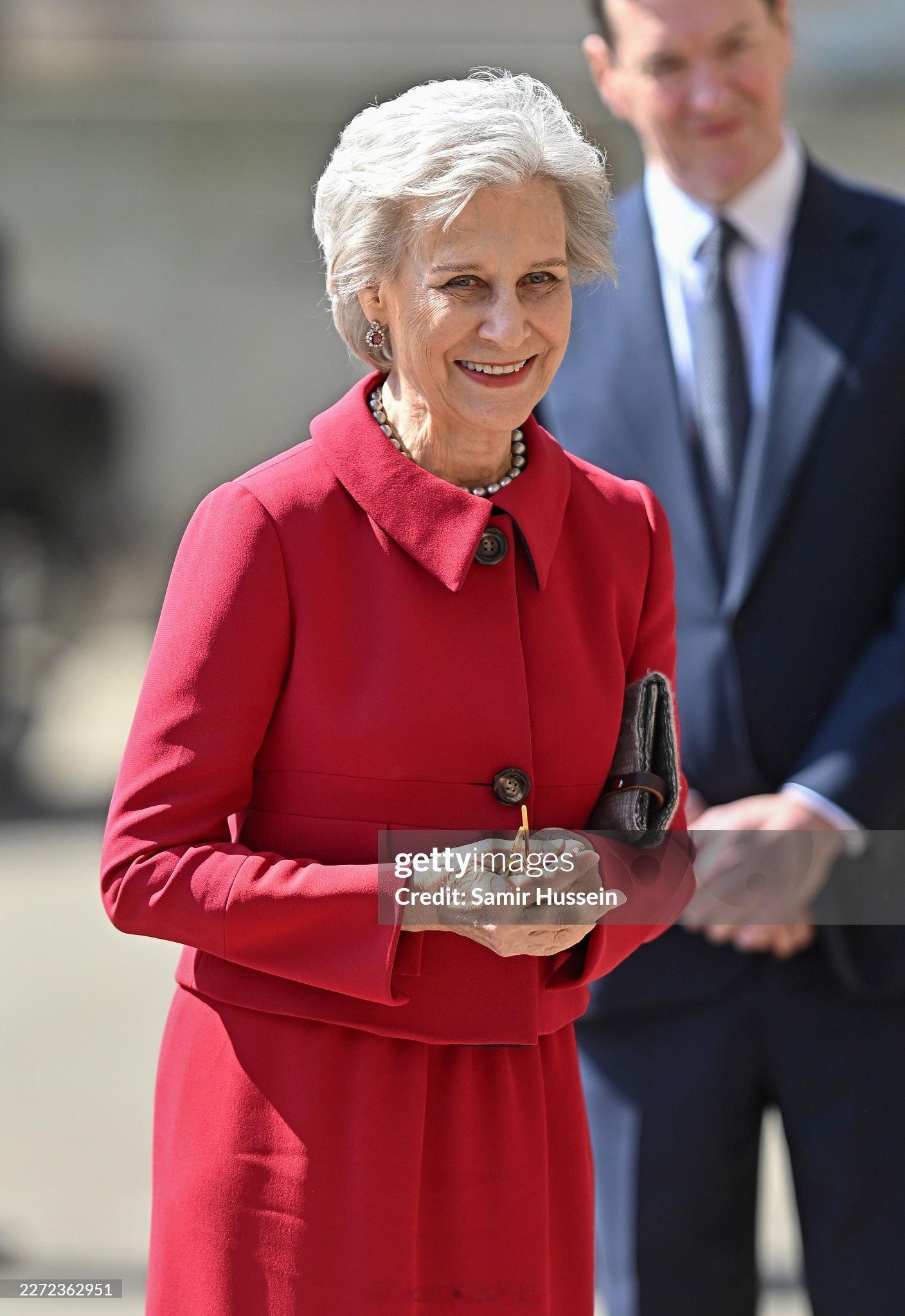 英国王室  正值伊丽莎白二世女王的诞辰1️⃣0️⃣0️⃣周年，今天格洛斯特公爵夫