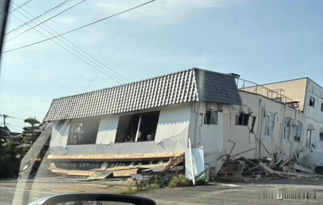 日本熊本八代市某建筑。这里的报道很少。