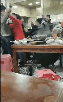让你真正的体会一下什么叫“坐怀不乱”“坐山观虎斗”[哈欠]