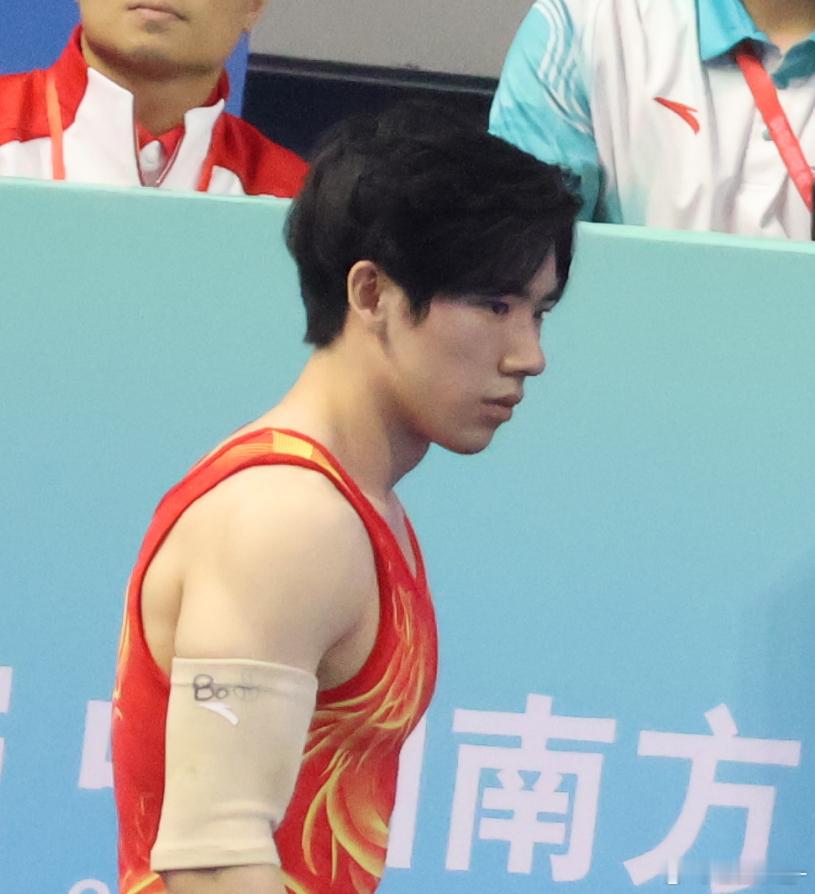 队测的时候还是粉垫子  