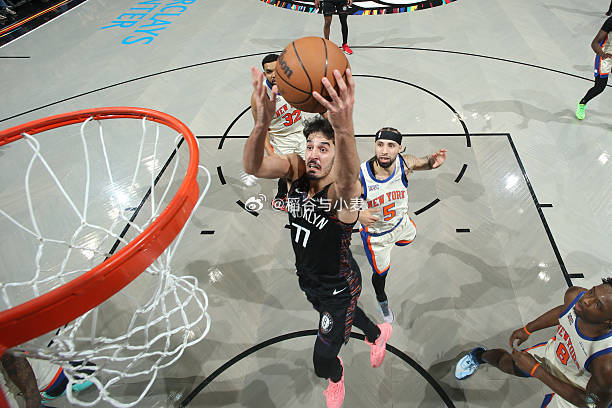 面对尼克斯，丹尼-沃尔夫出场24分21秒，投篮12中3，三分线外7中2，得到8分