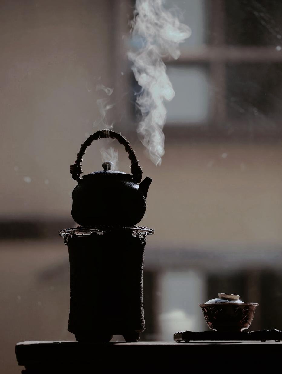 非常有道理的一段话：
“让你不舒服的人，实际上是你让他太舒服了。让你难过的人，说