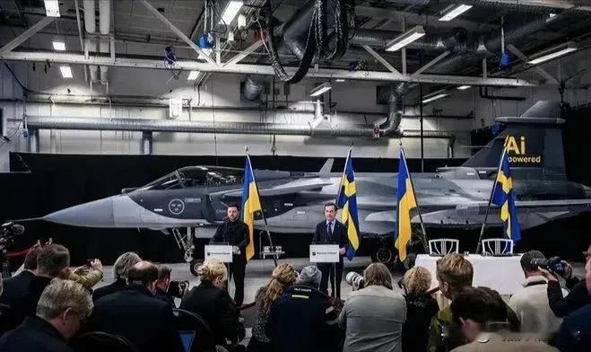 “鹰狮”战斗机将在乌克兰生产组装！
瑞典航空航天公司萨博准备在乌克兰开设一家总装