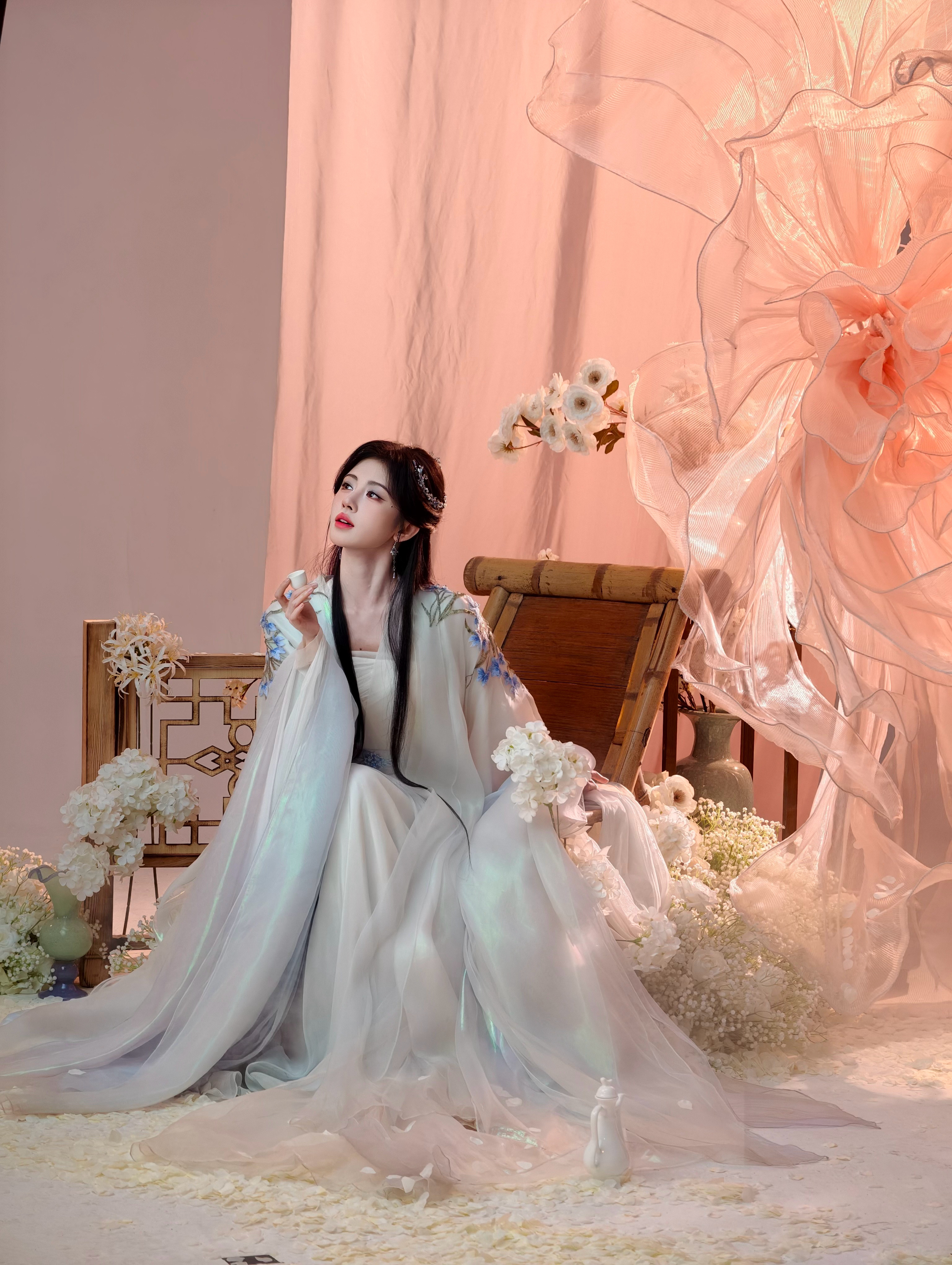 鞠婧祎苏绿夏 jjy鞠婧祎阿黛 jjy鞠婧祎 世界催你长大 但我记得你最怕黑了 