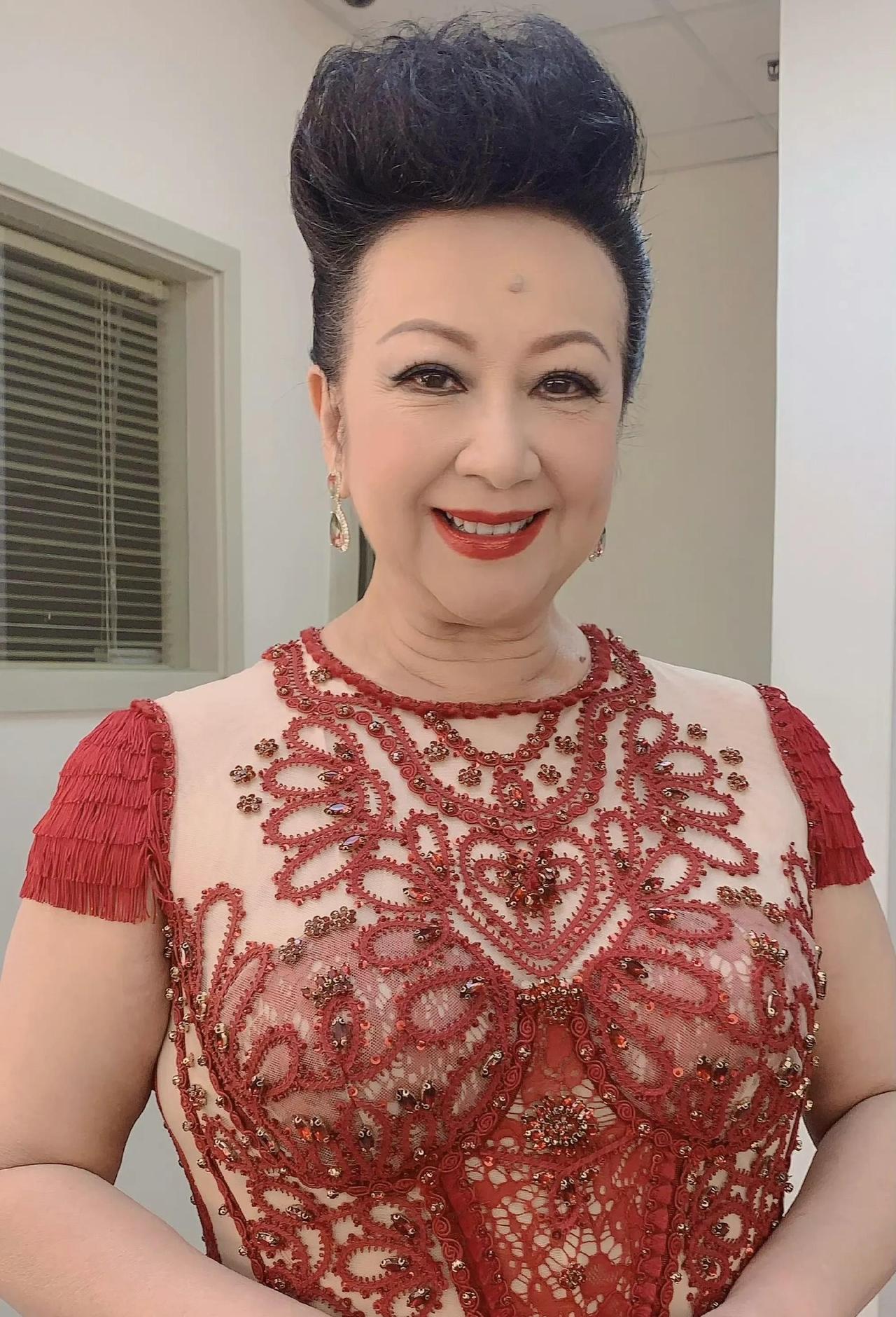 大彻大悟的一段话：“可怜的父母还傻傻的不知道，其实当孩子长大了，这个家就已经散了