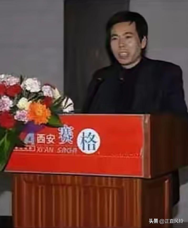 赵贵，到底是什么来头？？
查查赛格偷税漏税了没有？
还计算机集团董事长，请问他造
