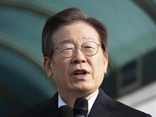 李在明太牛了：一边跟五角大楼掰手腕，一边掏3亿韩元支持朝鲜女足。

最近的东北亚