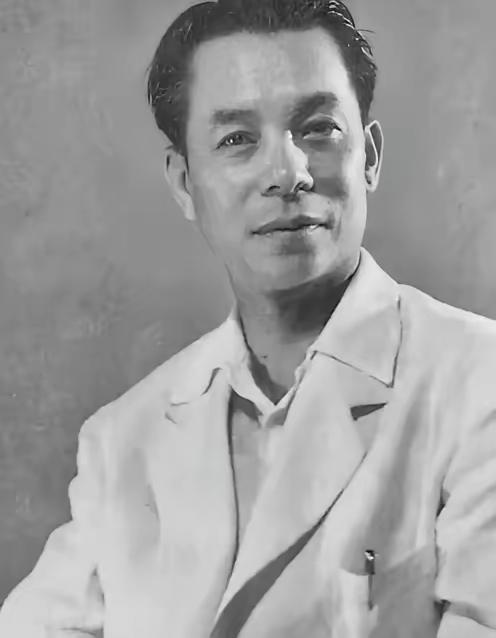 1929年，一叛徒来找柯麟看病，柯麟当即认出了叛徒，但他没露声色，不慌不忙地给叛