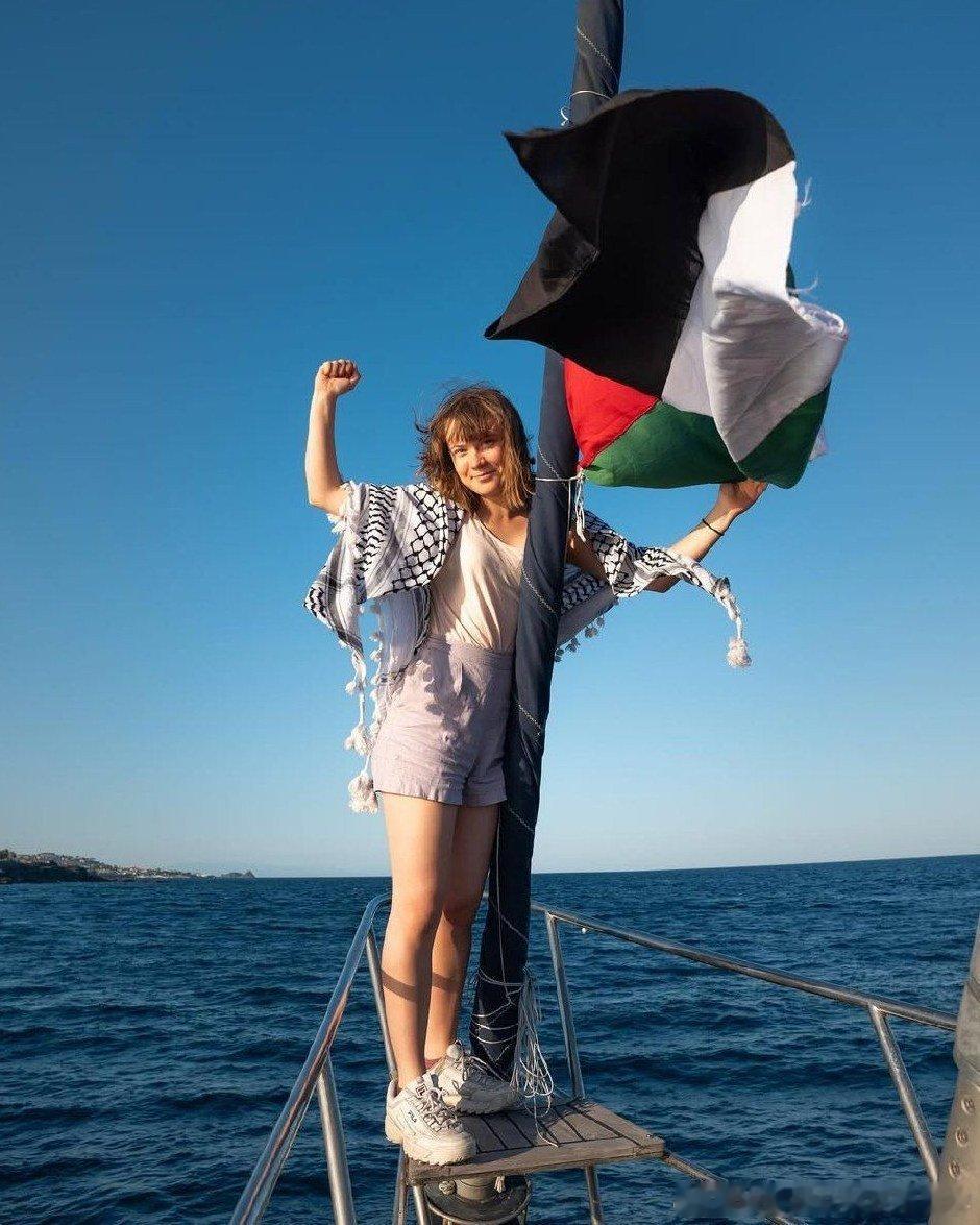 🚨🇮🇹 🇵🇸 突发：意大利码头工人誓言，如果“全球坚守船队”在抵达加沙