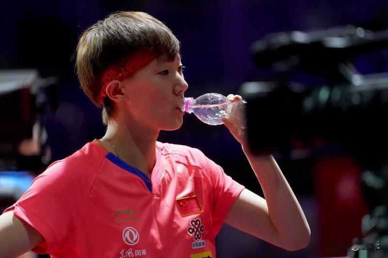 孙颖莎、王曼昱稳居世界前二，王艺迪，陈幸同等主力保持竞争力，整体实力碾压对手。