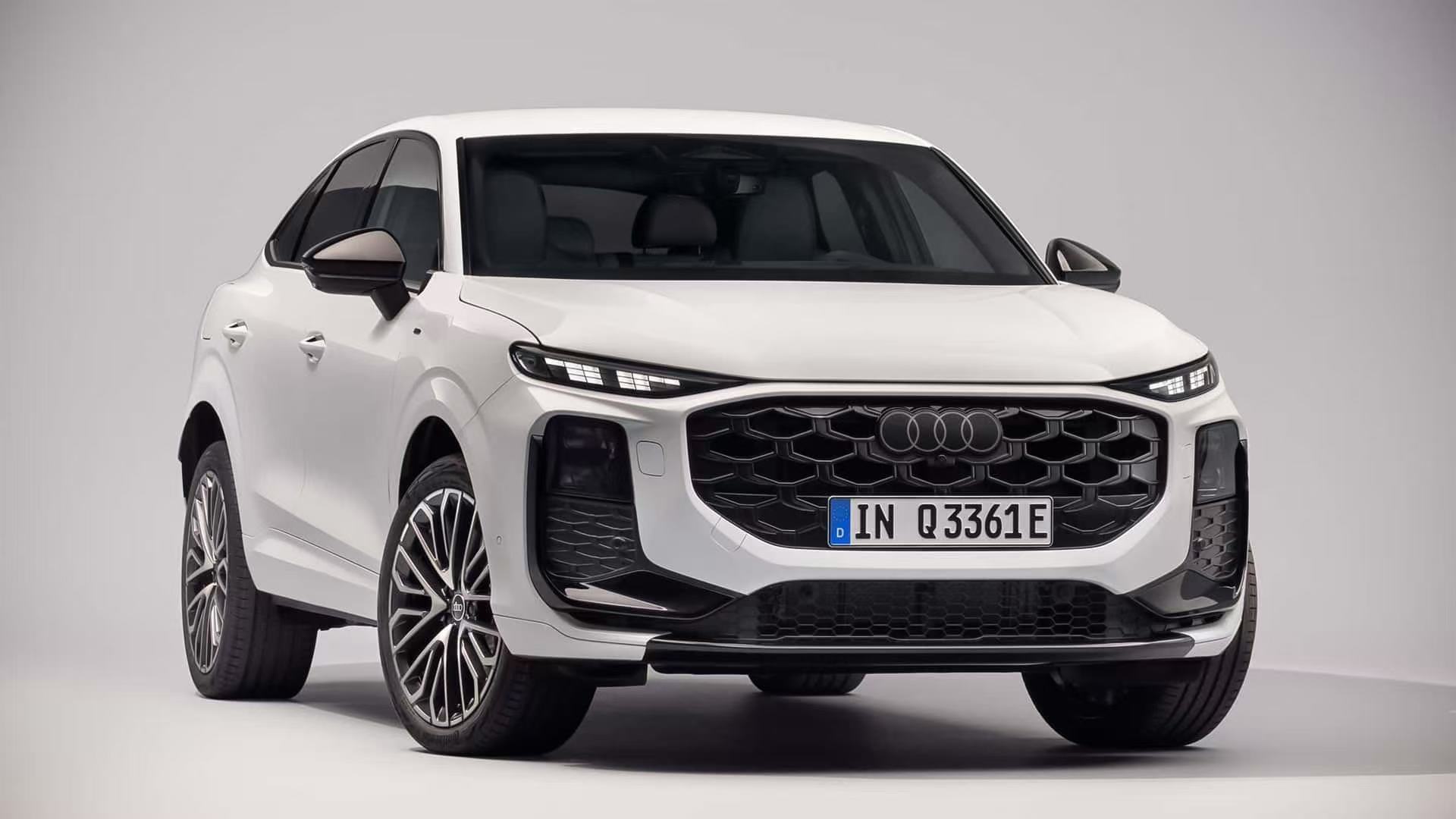 全新奥迪Q3 Sportback官图发布除了高低功率2.0T发动机外还将搭载1.