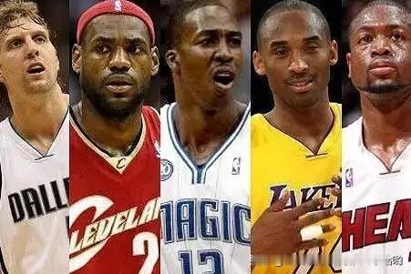 要说NBA新世纪最强阵容，我心中有这么五人。控球后卫选史蒂夫·纳什，他那出神入化