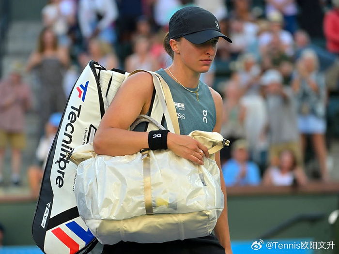 🇵🇱斯瓦泰克在迈阿密输给里内特后在采访中透露现在胡思乱想的感觉强烈1）“第二