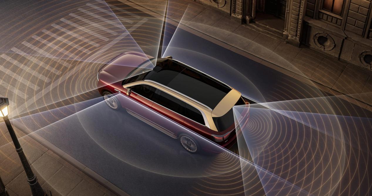 车若初见 鸿蒙智行技术焕新发布会，发布全球量产最高线数896线双光路图像级激光雷