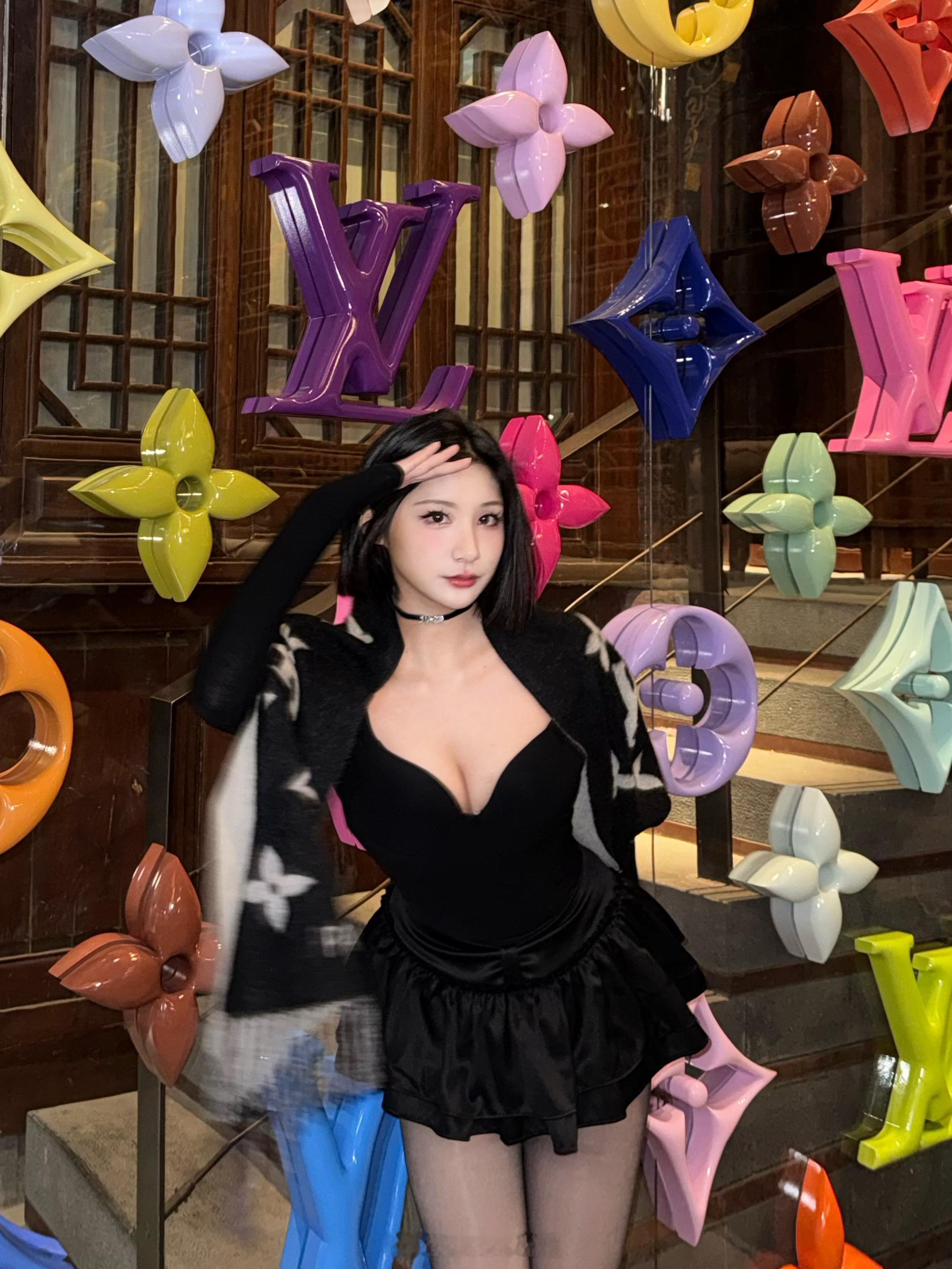 我希望你能更爱我的灵魂👼  