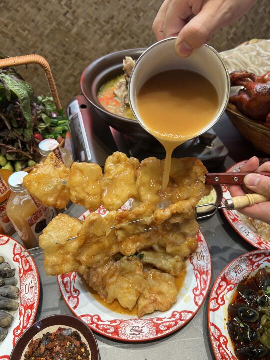 沈阳首家！！冻梨汁锅包肉！！好好吃呀！！！