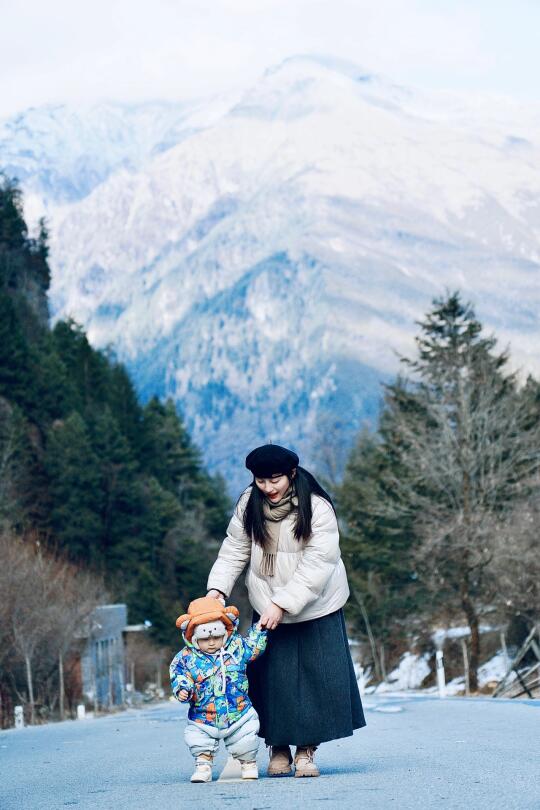 1岁娃勇闯川西，这条低海拔玩雪线路值得安利