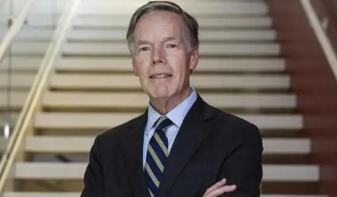 离任了才敢说真话。
美国前驻华大使尼古拉斯·伯恩斯，结束三年任期回到美国之后，在