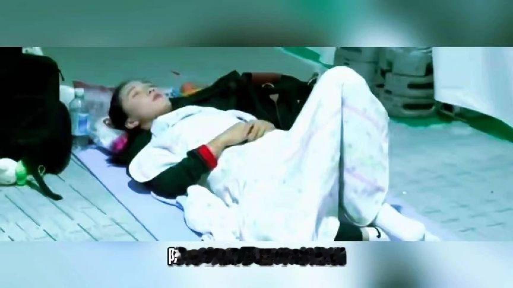 陈妤颉百米夺魁前,在跑道上打盹,欧美媒体惊呼这心理素质逆天了