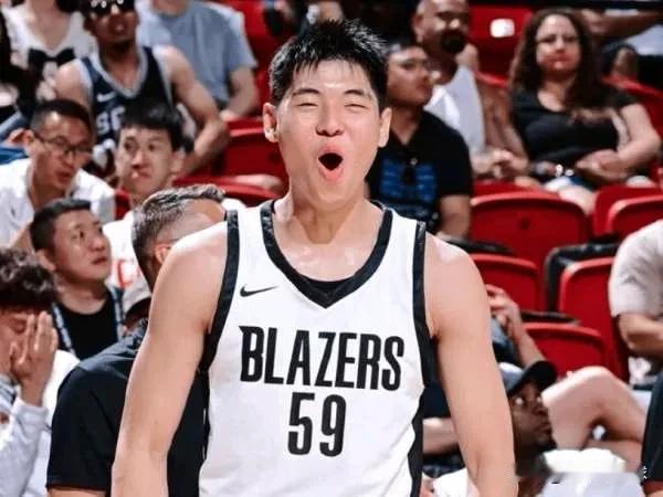 崔永熙的NBA夏季联赛之旅提前结束了。其经纪公司今天在社媒发文，表示崔永熙因为在