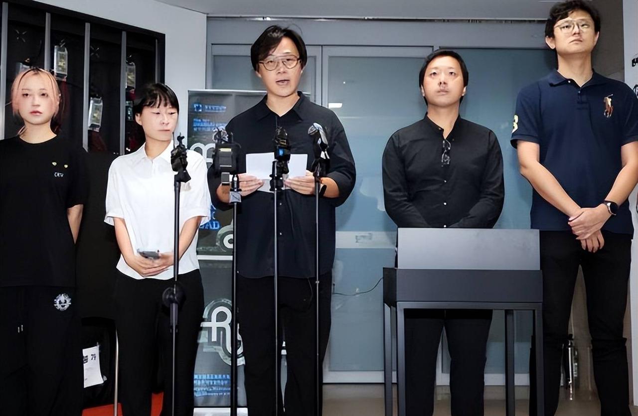 韩方拒换涉台标牌，中方开幕前断然撤展，光说道歉已经不管用了。韩国光州双年展将于9