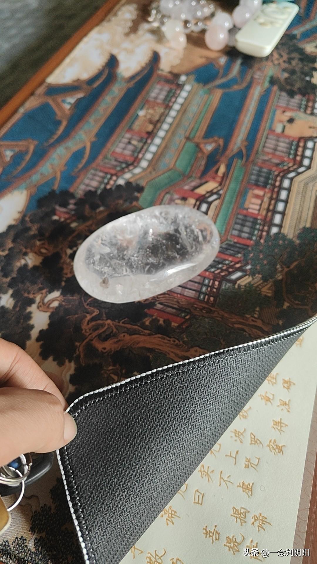 读懂“五蕴皆空”的底层逻辑：万物皆是能量频率，看懂的人自带通透福报。
 
能静下