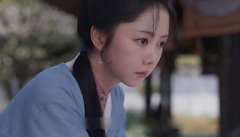 《兰香如故》原来杜翠雀第一个想给许兰香下毒
杜翠雀在洗澡水里下毒，目标本是男主。