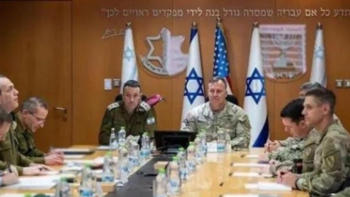 美国不敢打朝鲜，可不是因为心善。朝鲜和伊朗不同，朝鲜是真有核武器，还研发出能打到