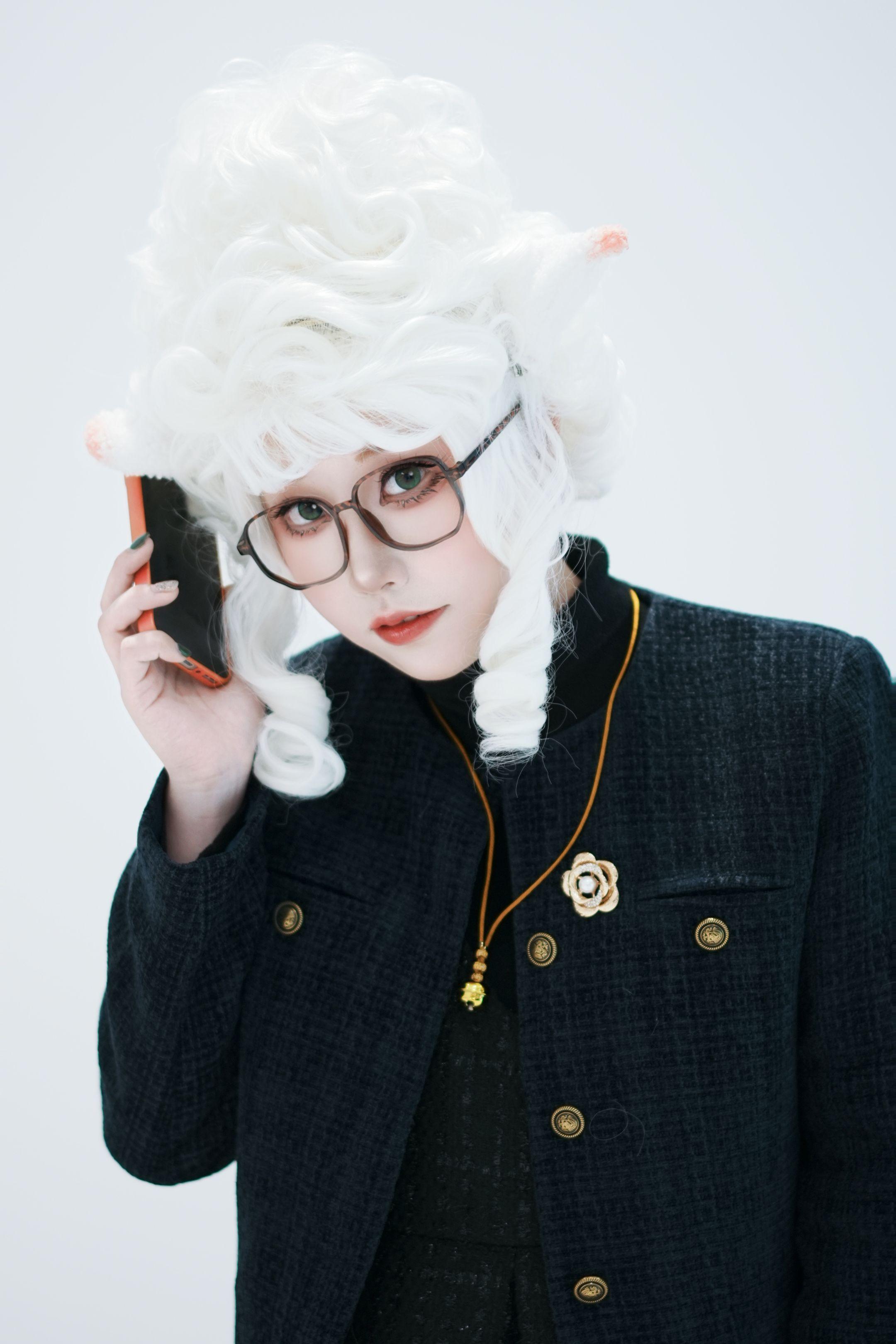 我觉得这个时候市长应该我来做  新买的包还不错嘛