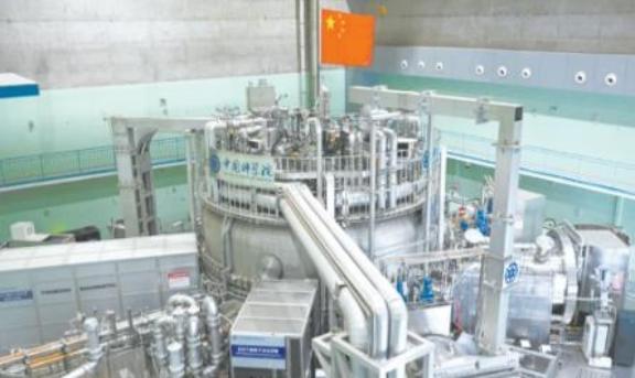 中国“人造太阳”一旦点亮，美国11艘航母舰队，将在24小时内，被激光武器“烧成废