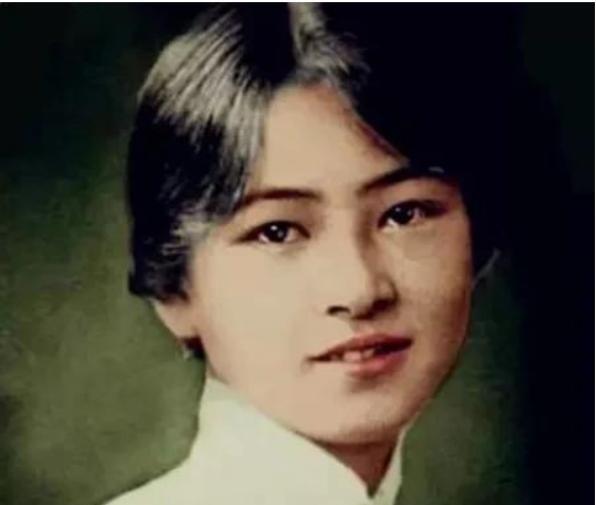 1933年，冰心收到好友林徽因寄来的山西特产，但是，当她满怀期望的打开包裹之后，