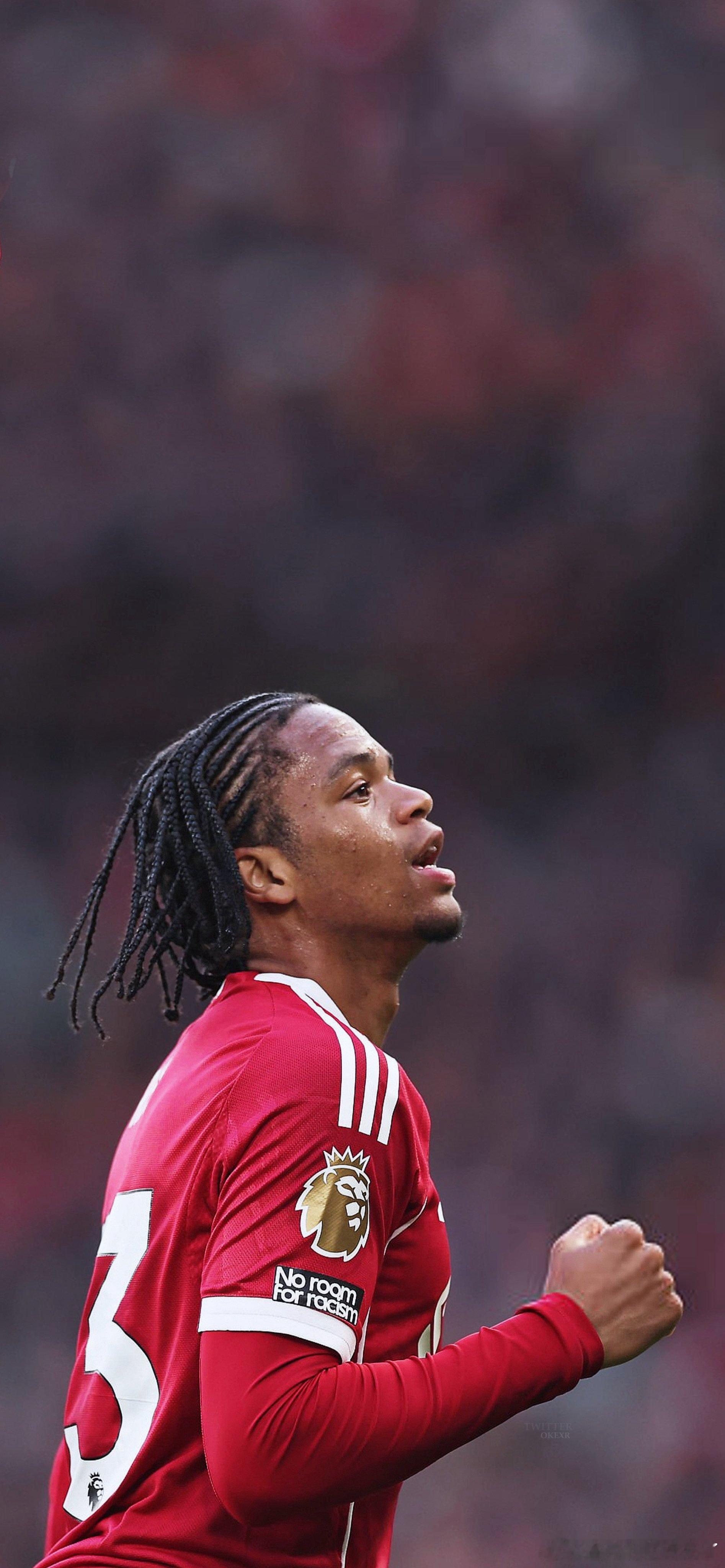 范迪克相信，如果恩古莫哈能够获得为利物浦在客场对阵大巴黎的比赛中首发：“他会从容